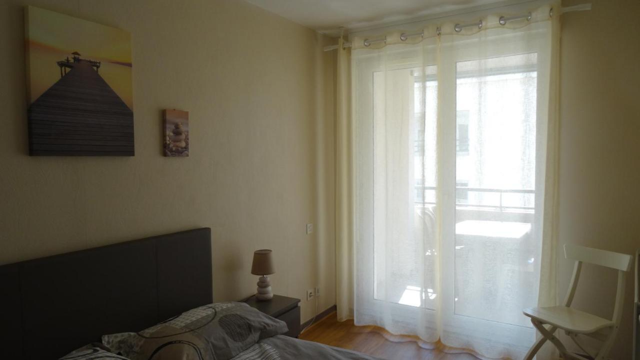 Appart T2 Standing Tout Confort Avec Balcon - Parking En Option Lyon Ngoại thất bức ảnh