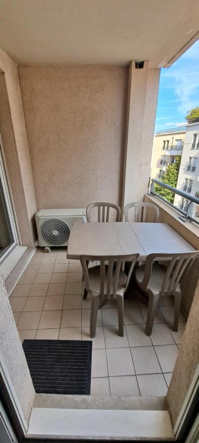 Appart T2 Standing Tout Confort Avec Balcon - Parking En Option Lyon Ngoại thất bức ảnh